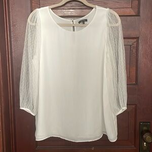 🤍RW&CO Blouse Size Large